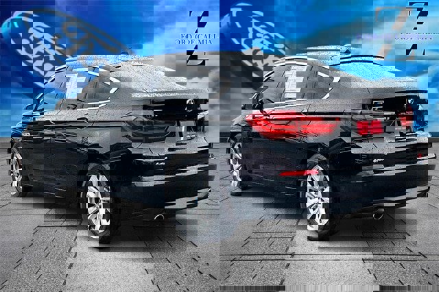 Used 2017 BMW 535i Gran Turismo image 2