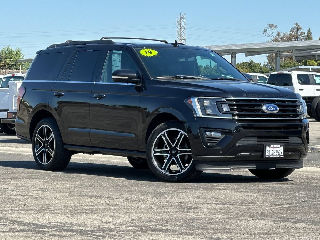Certified 2019 Ford Expedition Limited w/ Equipment Group 303A RWD image 1