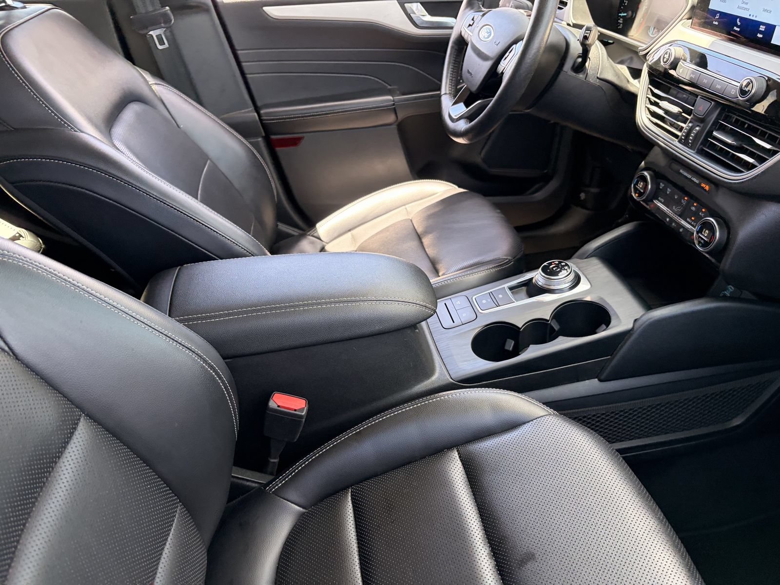 Certified 2021 Ford Escape SEL FWD image 11