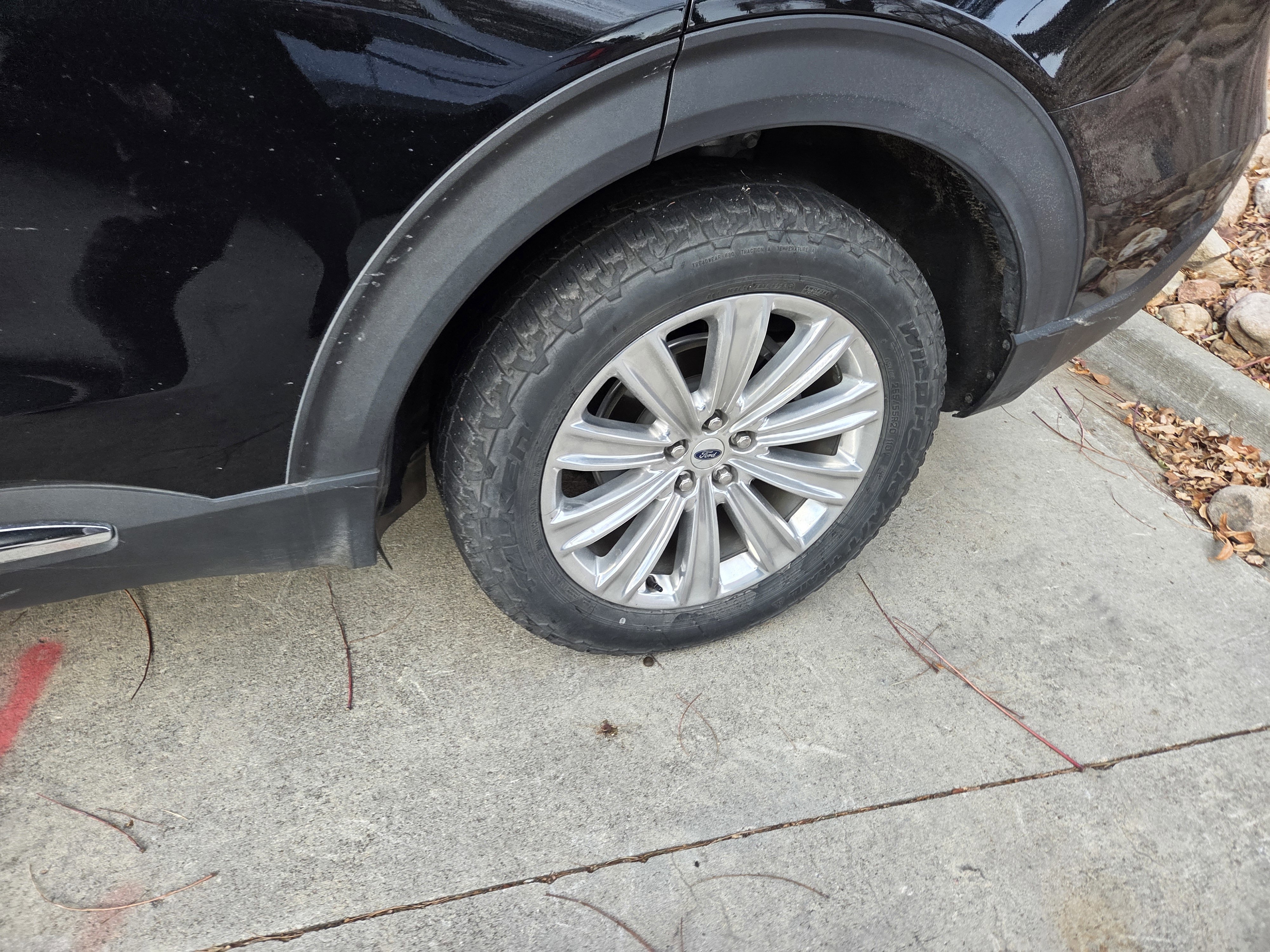 Certified 2021 Ford Explorer Limited w/ Equipment Group 301A image 10