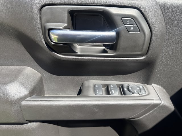 Used 2025 Chevrolet Silverado 1500 Custom Trail Boss AWD/4WD image 13