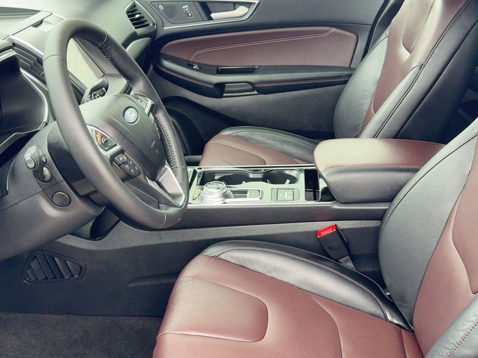 Certified 2020 Ford Edge Titanium w/ Equipment Group 301A image 10