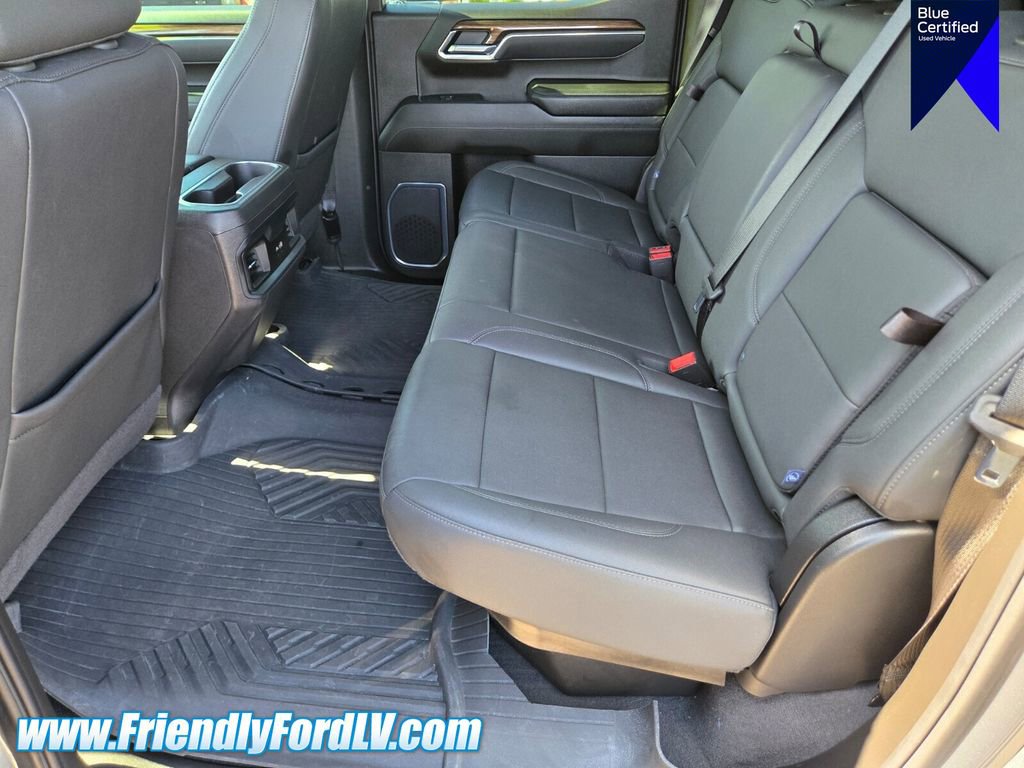 Used 2025 Chevrolet Silverado 1500 LT Trail Boss w/ Convenience Package II AWD/4WD image 10