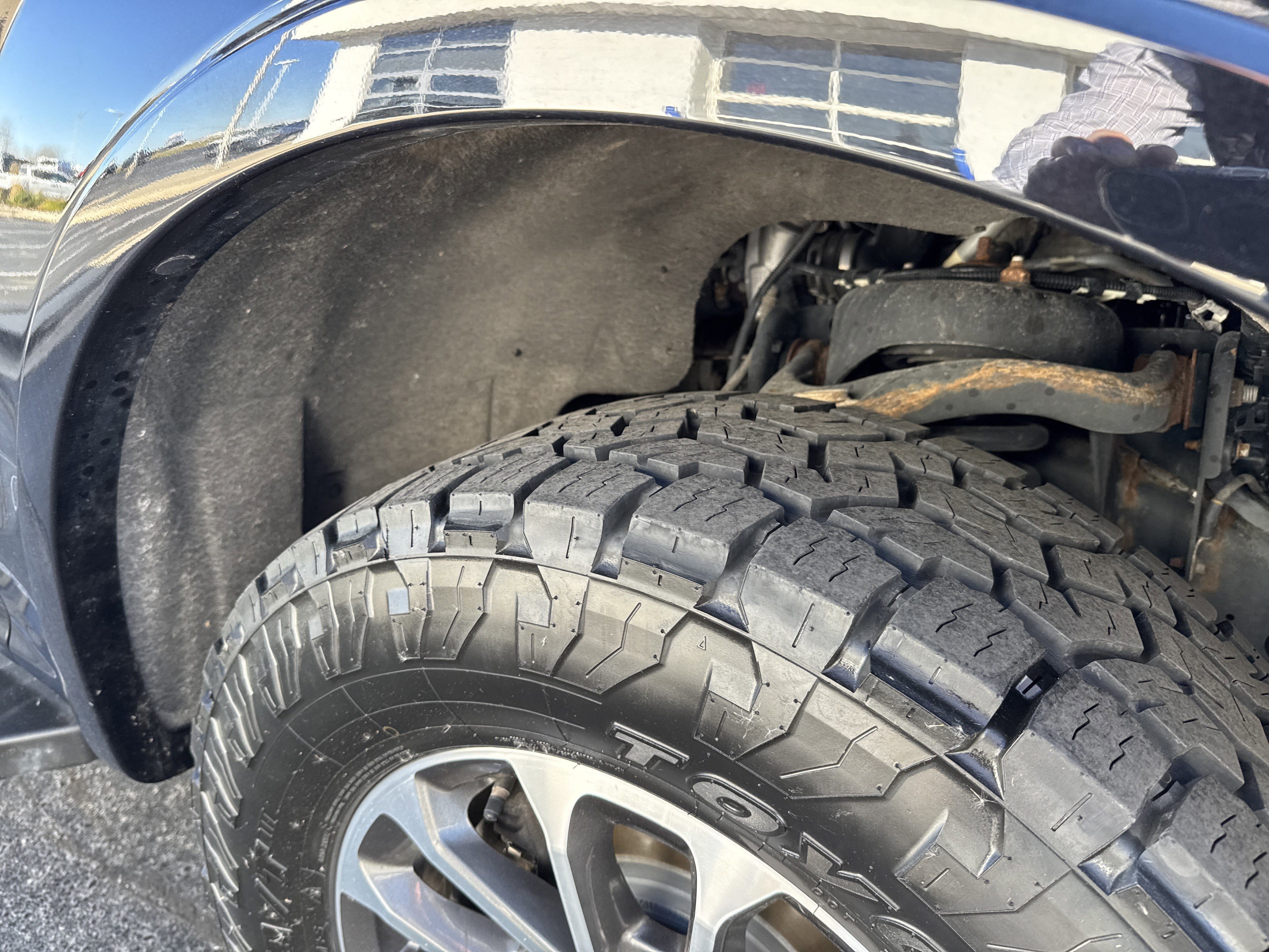 Certified 2020 Ford F150 Lariat w/ Equipment Group 502A Luxury image 16