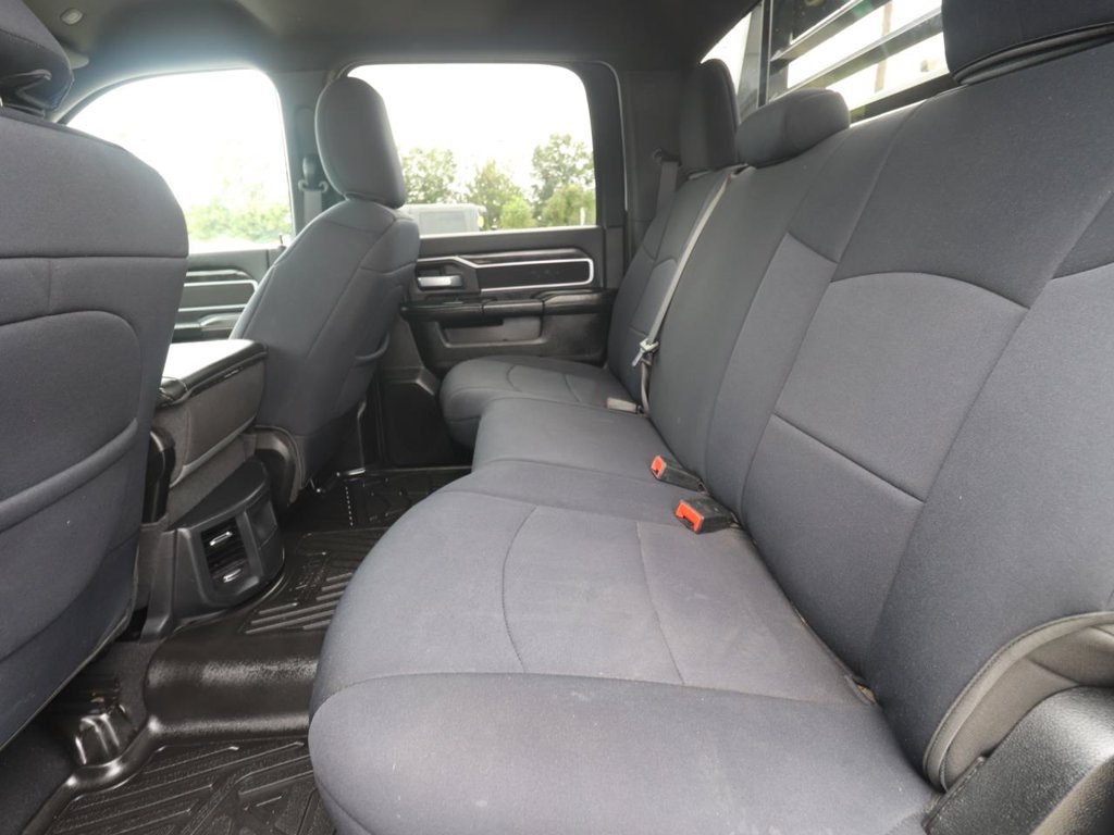 Used 2024 RAM 3500 SLT w/ Quick Order Package 2YG SLT AWD/4WD image 9