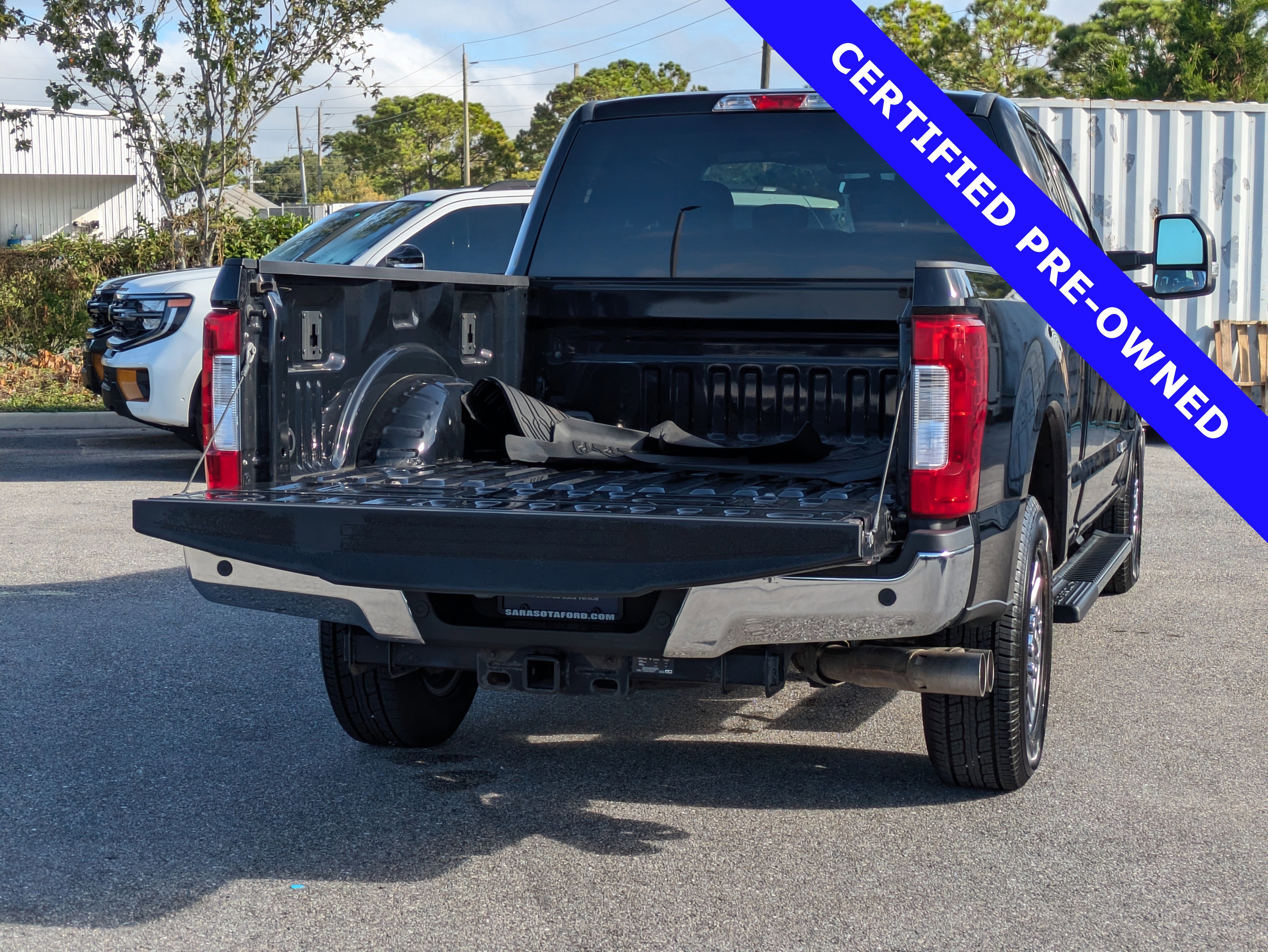 Certified 2017 Ford F250 XLT w/ XLT Value Package image 13