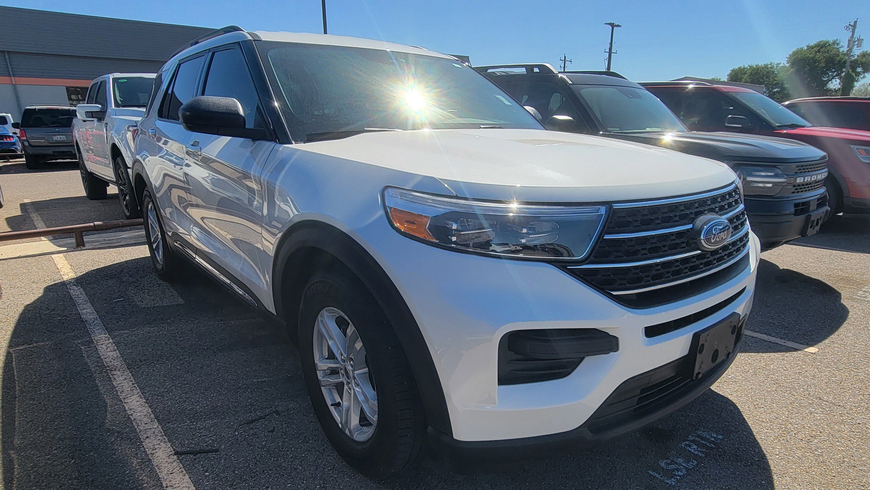 Certified 2023 Ford Explorer XLT image 10