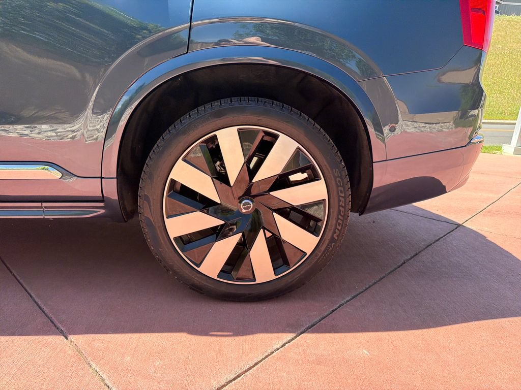 Used 2023 Volvo XC90 T8 Ultimate w/ Lounge Package AWD/4WD image 41