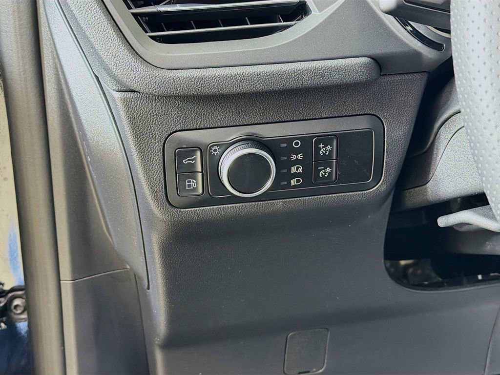 Certified 2025 Ford Escape ST-Line w/ Equipment Group 301A FWD image 29