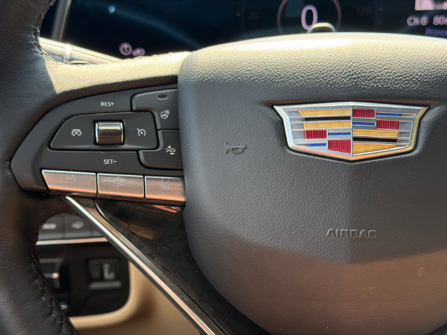 Used 2024 Cadillac Escalade ESV Premium Luxury w/ Performance Package AWD/4WD image 33