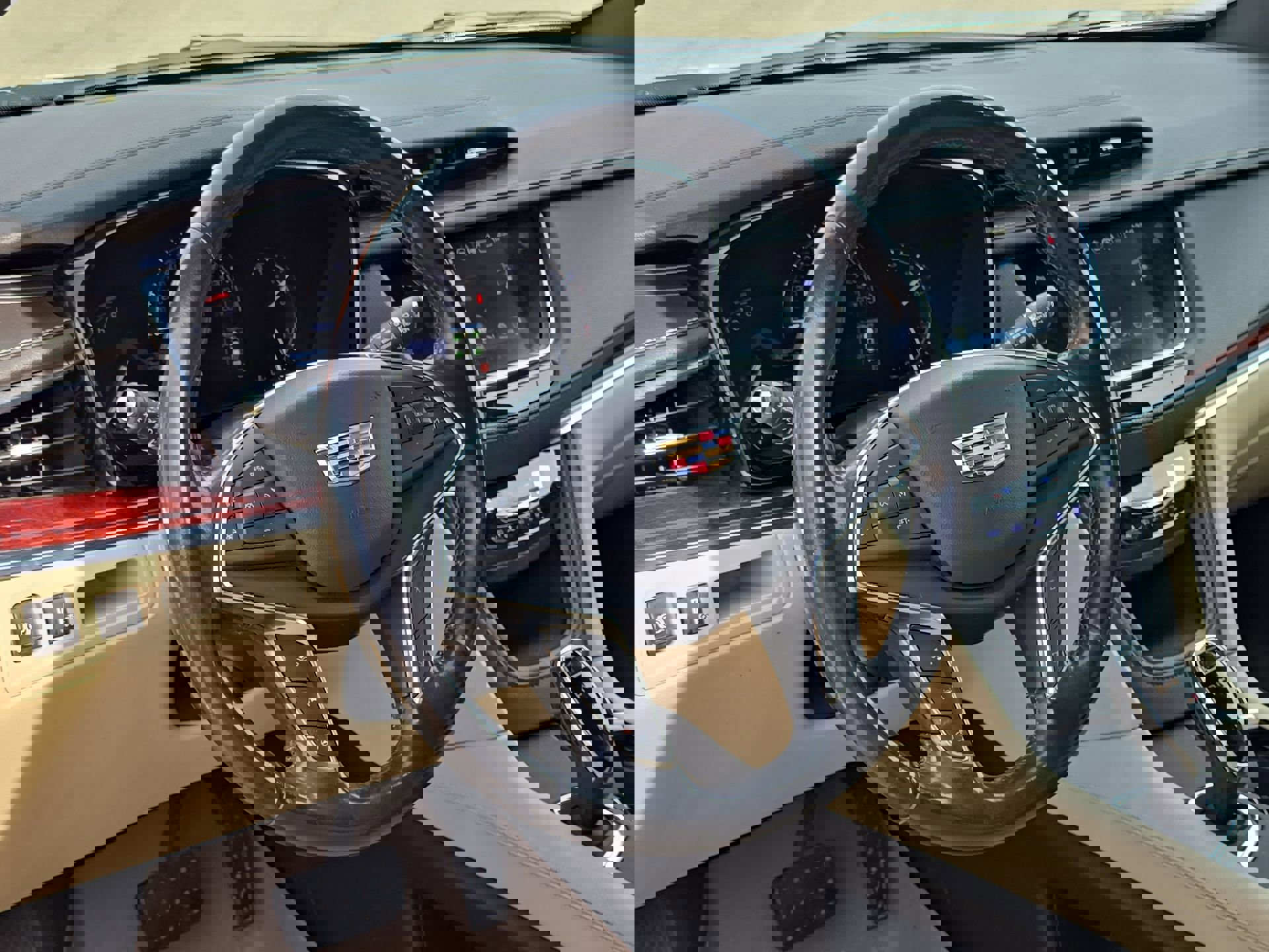 Used 2018 Cadillac XT5 Premium Luxury w/ Driver Assist Package image 14