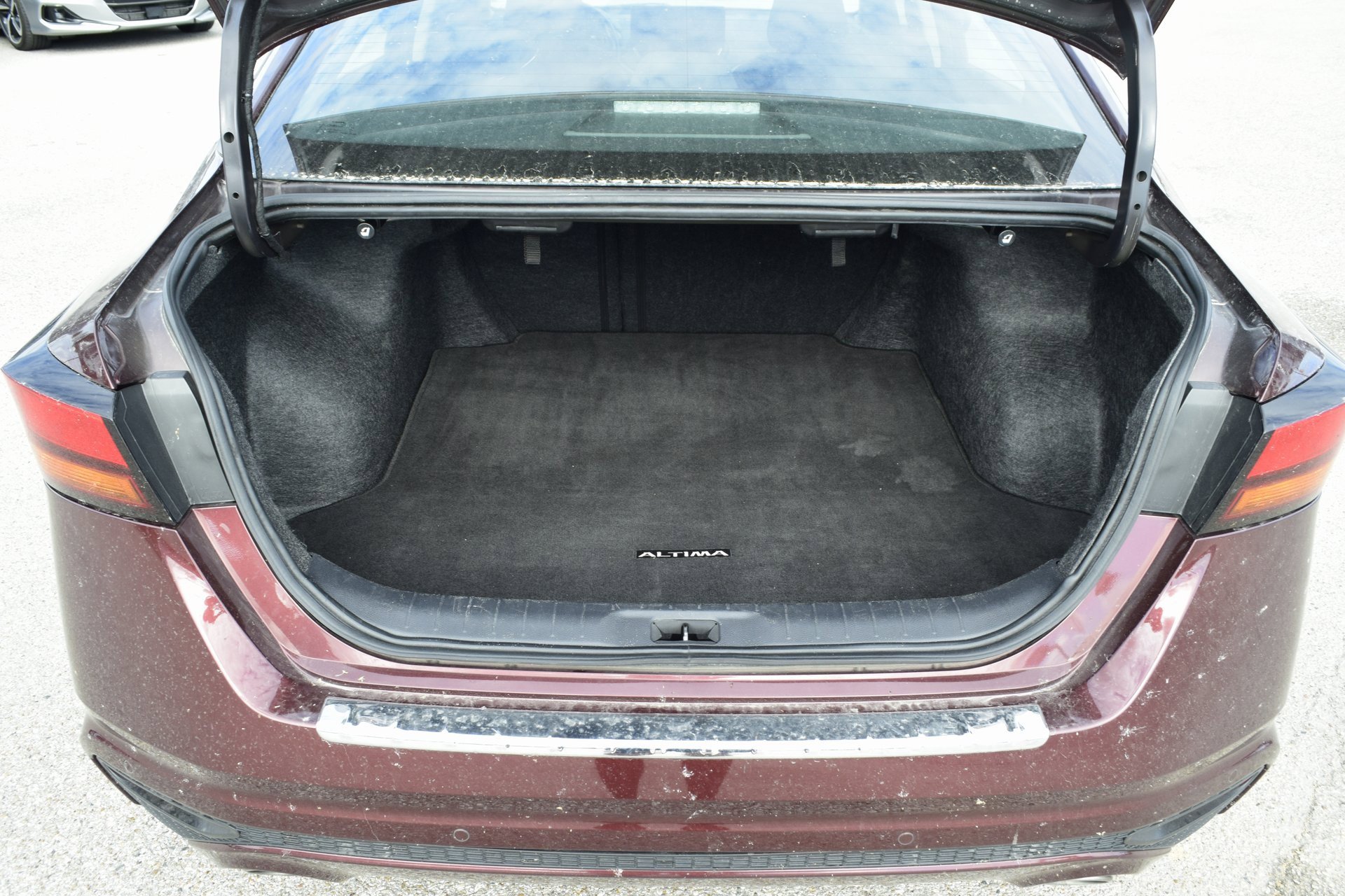 Used 2023 Nissan Altima 2.5 SV w/ SV Premium Package image 22