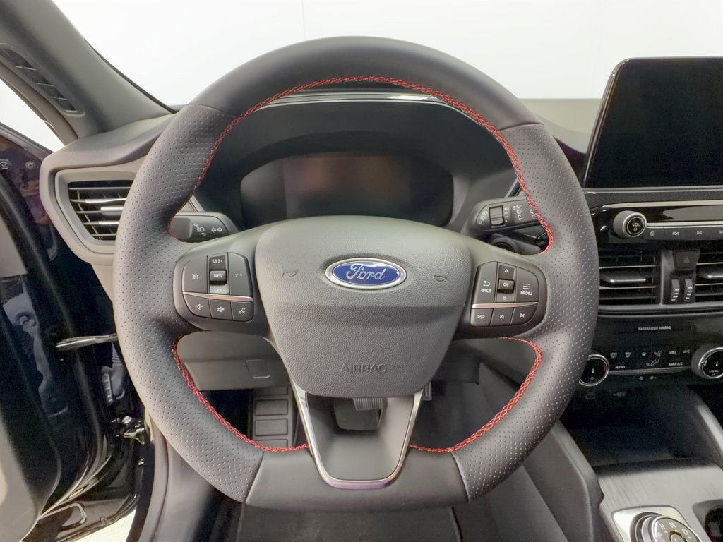 Certified 2025 Ford Escape ST-Line FWD image 10