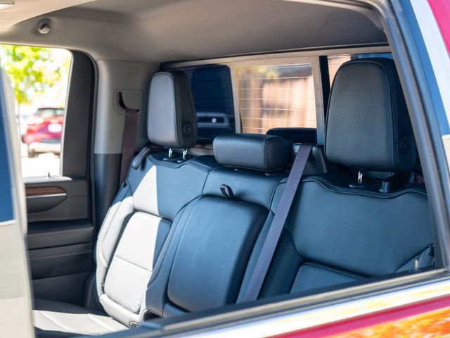 Used 2024 GMC Sierra 2500 Denali w/ Technology Package AWD/4WD image 24