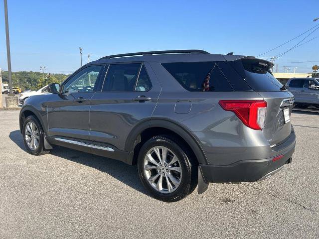 Certified 2022 Ford Explorer XLT w/ Equipment Group 202A AWD/4WD image 5