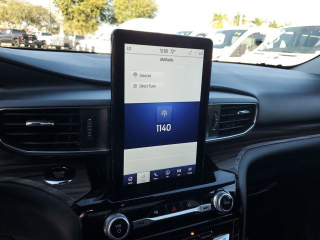 Certified 2022 Ford Explorer Limited w/ Equipment Group 301A image 26