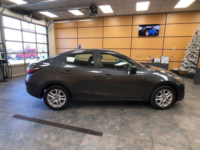 Used 2016 Scion iA image 6