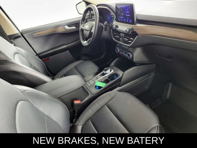 Certified 2020 Ford Escape Titanium image 19