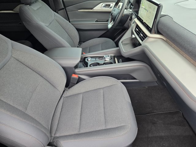 Certified 2025 Ford Explorer Active RWD image 13