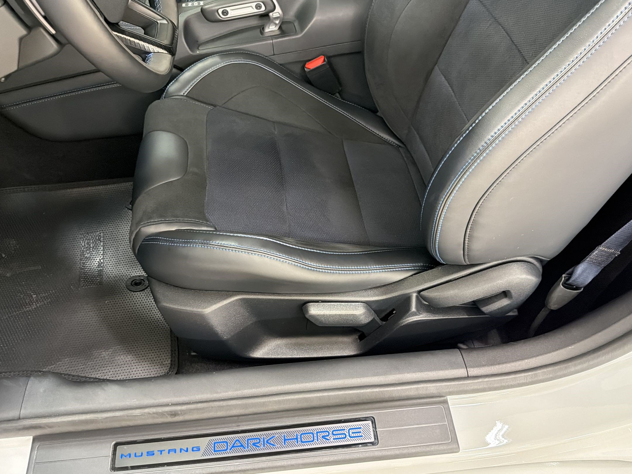 Certified 2024 Ford Mustang Dark Horse RWD image 13