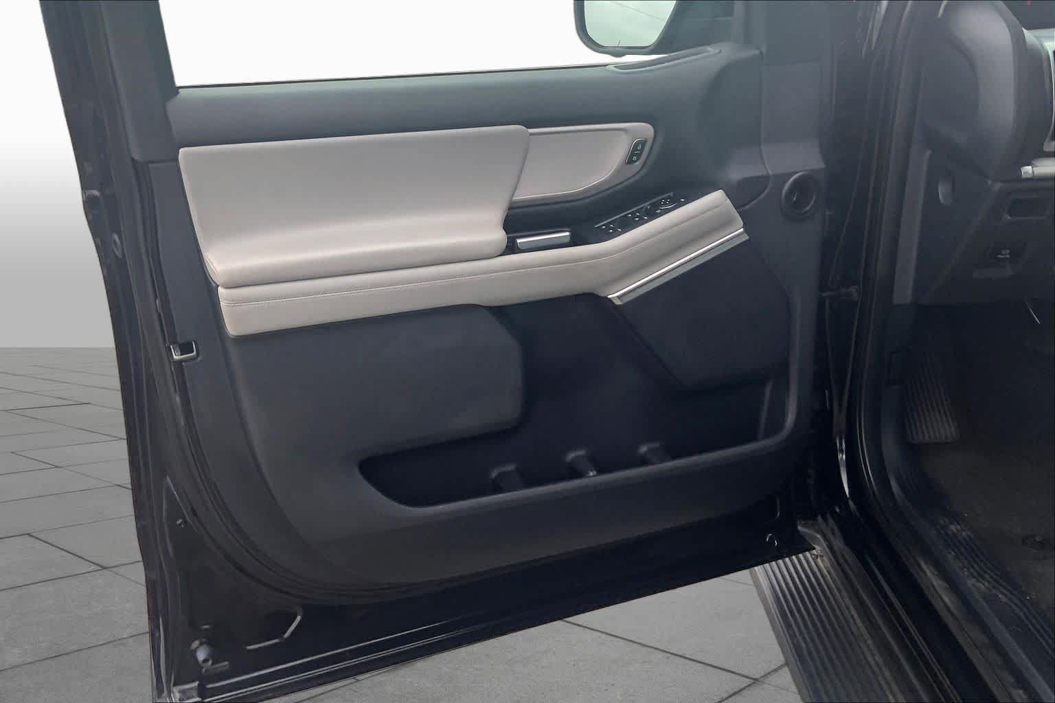 Certified 2026 Ford Expedition Active RWD image 22