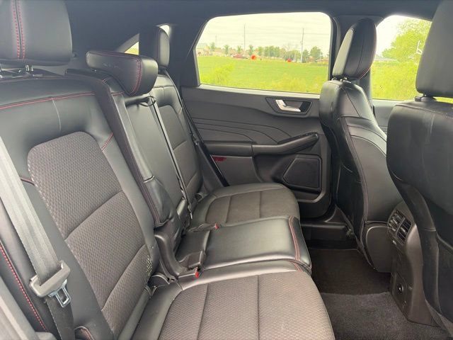 Certified 2023 Ford Escape ST-Line w/ Tech Pack #1 AWD/4WD image 14