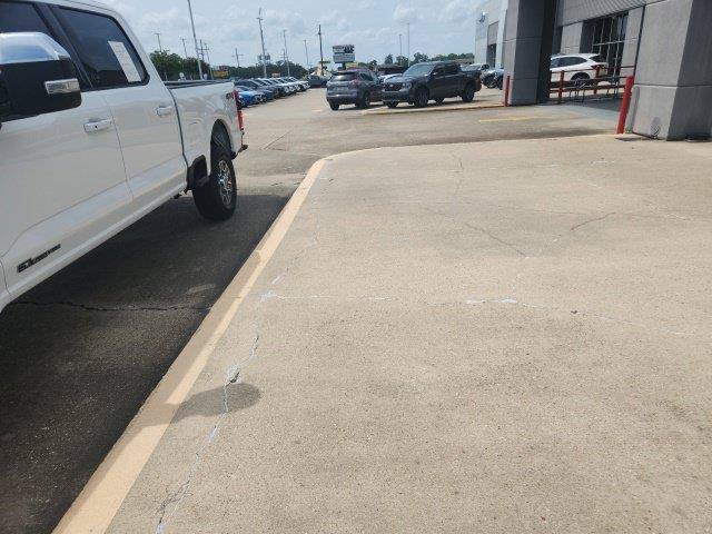 Certified 2024 Ford F250 Lariat AWD/4WD image 8