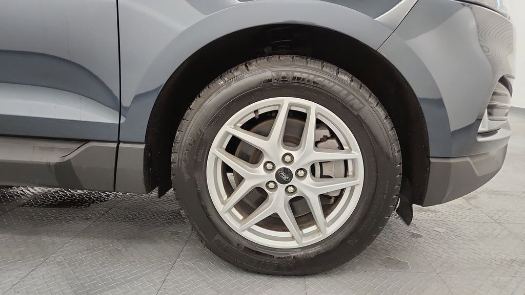 Certified 2024 Ford Edge SEL w/ Convenience Package image 24