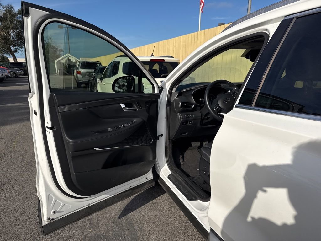Used 2023 Hyundai Santa Fe Limited image 7