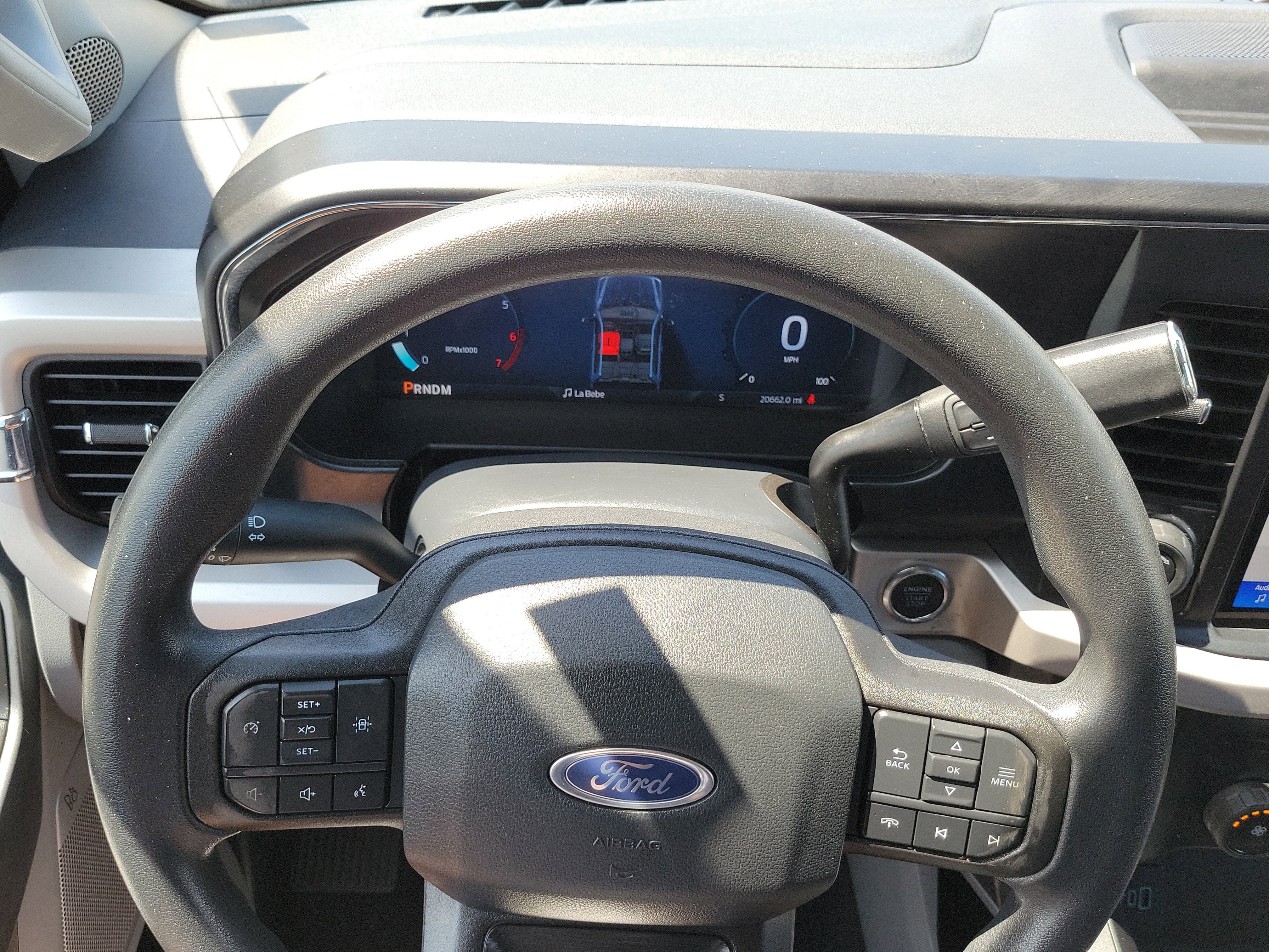 Certified 2023 Ford F250 XLT w/ Black Appearance Package AWD/4WD image 21