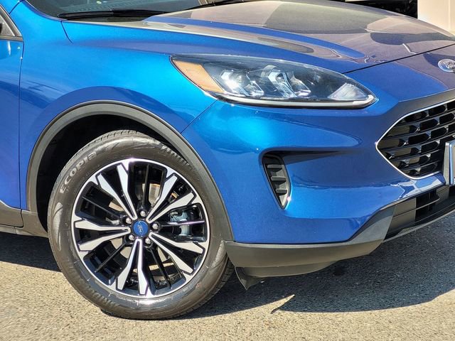 Certified 2022 Ford Escape SE w/ SE Sport Appearance Package image 6
