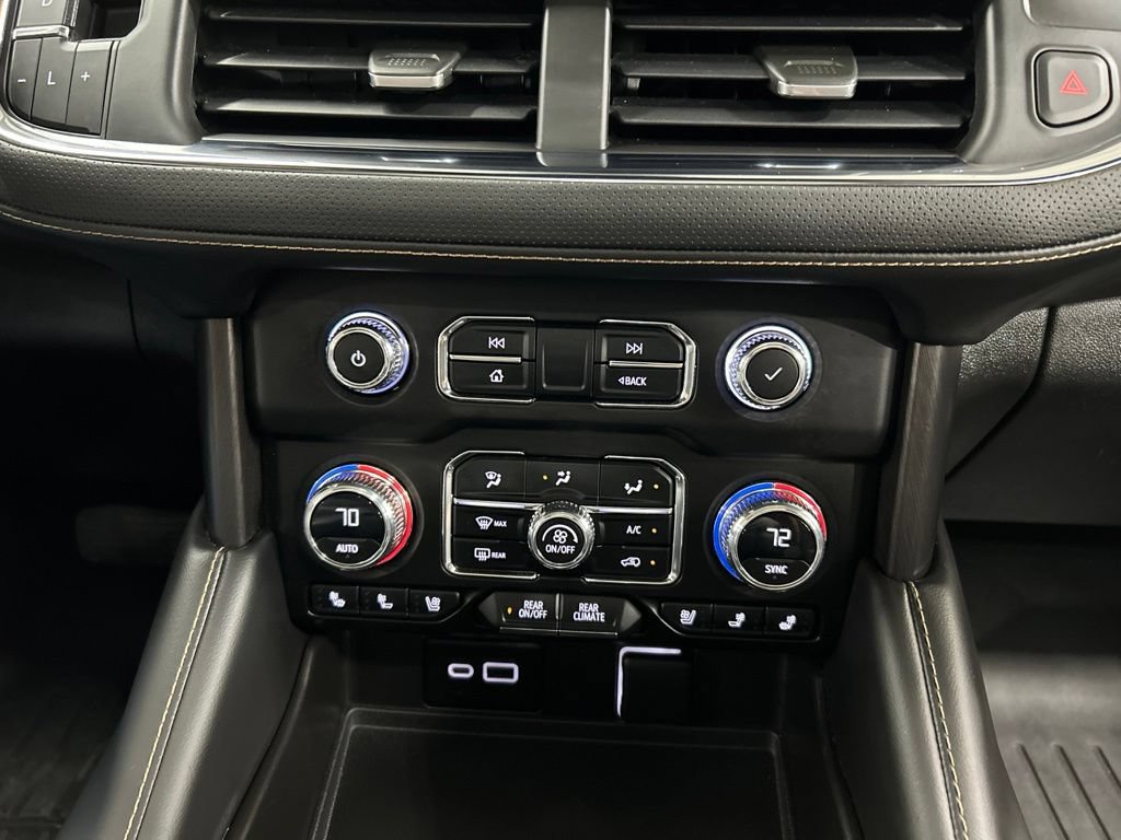 Used 2023 GMC Yukon XL AT4 w/ AT4 Premium Package AWD/4WD image 26