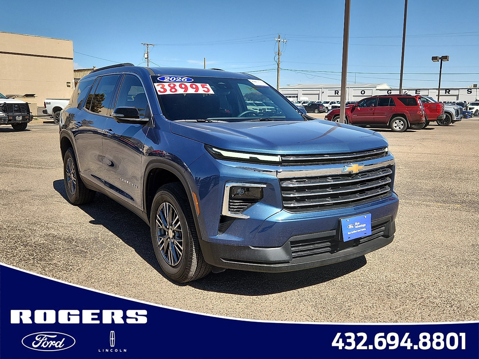 Used 2026 Chevrolet Traverse LT w/ Driver Confidence Package image 6