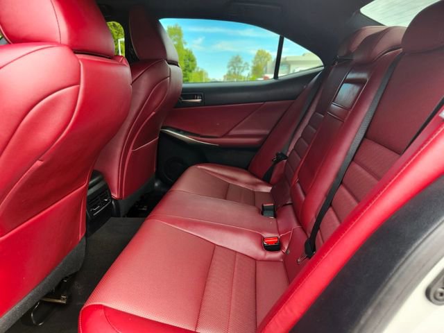 Used 2019 Lexus IS 300 AWD image 16