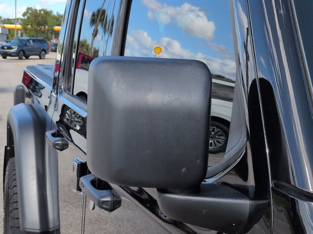 Used 2025 Jeep Gladiator Mojave w/ Safety Group AWD/4WD image 12