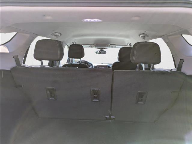 Used 2024 GMC Terrain SLE image 6