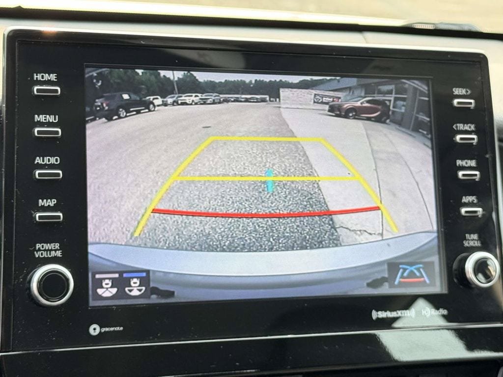 Used 2024 Toyota Camry XSE FWD image 4