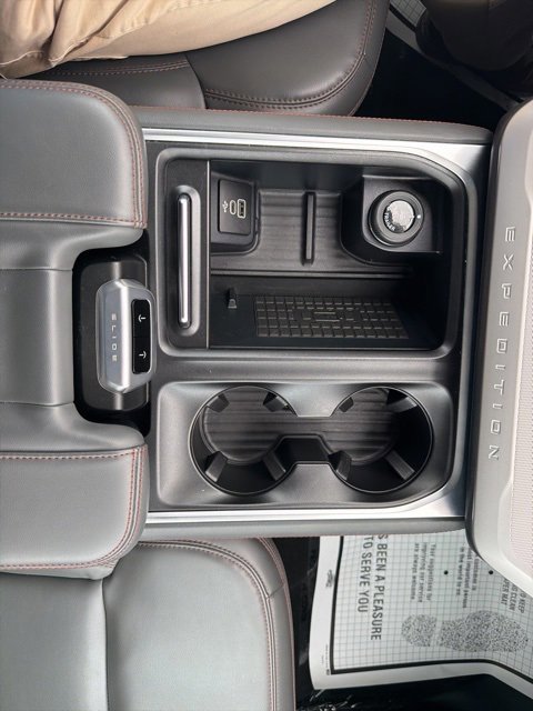 Certified 2025 Ford Expedition Active image 21