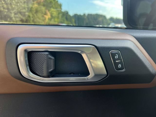 Certified 2023 Ford Bronco Outer Banks AWD/4WD image 18