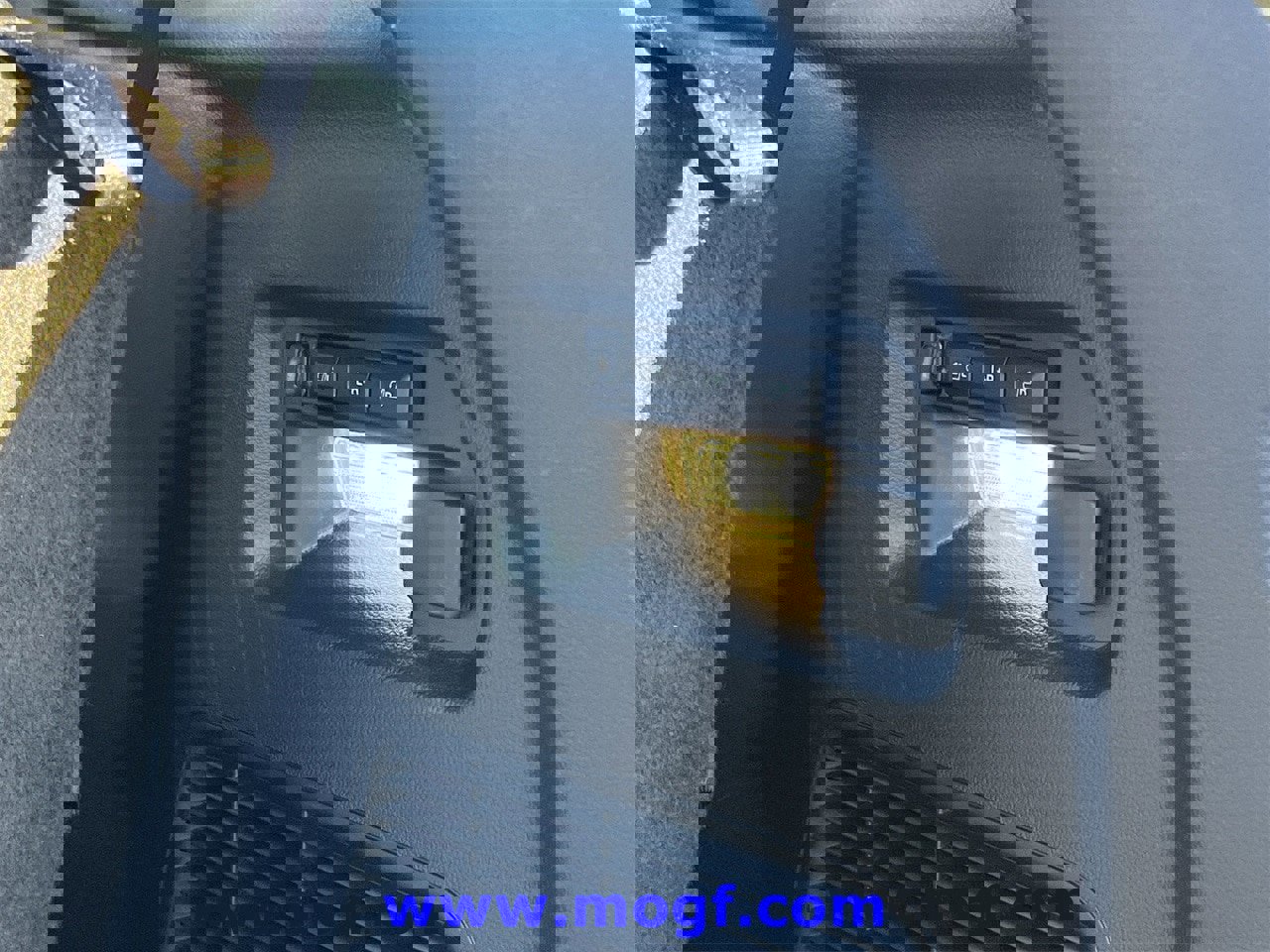 Certified 2025 Ford Explorer ST-Line w/ Premium Package image 29