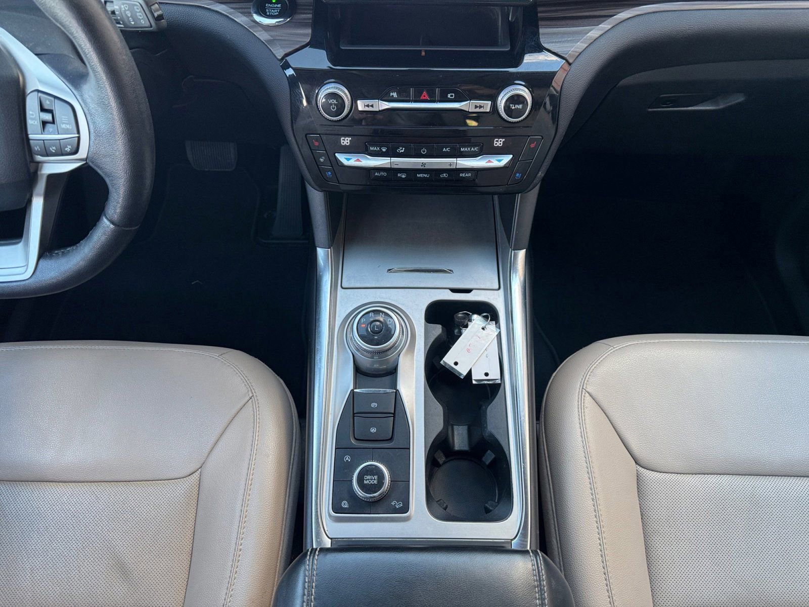 Certified 2021 Ford Explorer Limited w/ Equipment Group 301A image 11