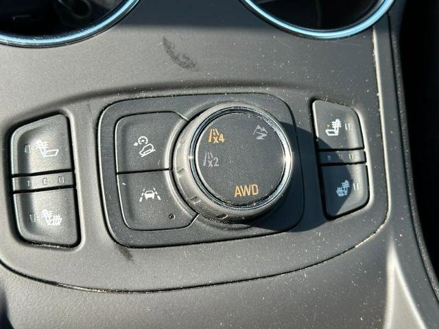 Used 2023 GMC Terrain SLT image 22