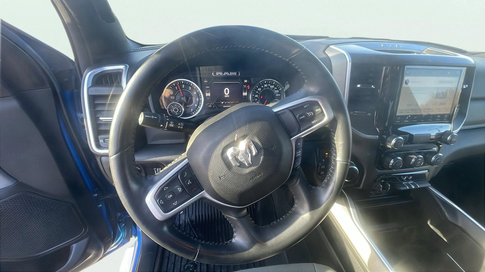 Used 2022 RAM 1500 Big Horn AWD/4WD image 14