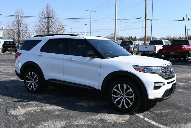 Certified 2022 Ford Explorer XLT w/ Equipment Group 202A image 2