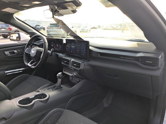 Certified 2024 Ford Mustang Coupe image 28