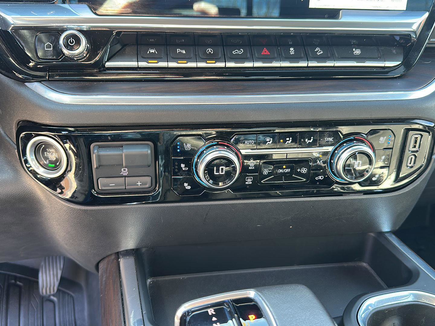 Used 2022 GMC Sierra 1500 SLT w/ SLT Premium Plus Package image 18