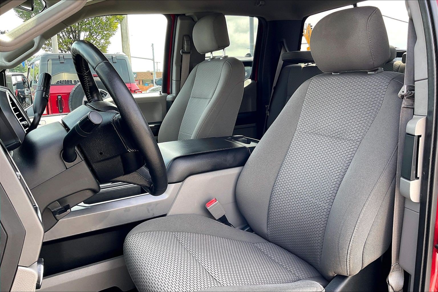 Certified 2018 Ford F150 XLT w/ Equipment Group 302A Luxury AWD/4WD image 24