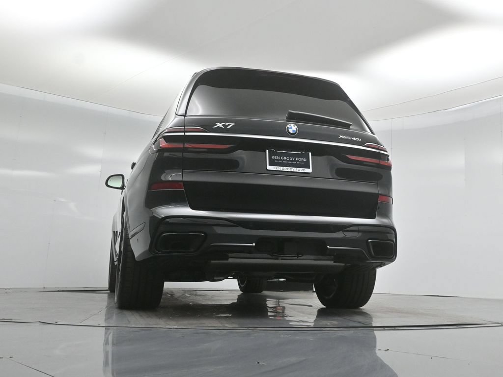 Used 2026 BMW X7 xDrive40i w/ Executive Package AWD/4WD image 54