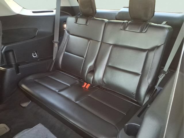 Certified 2023 Ford Explorer XLT w/ Equipment Group 202A AWD/4WD image 9