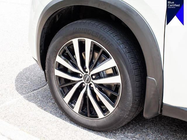 Used 2024 Nissan Pathfinder Platinum FWD image 5